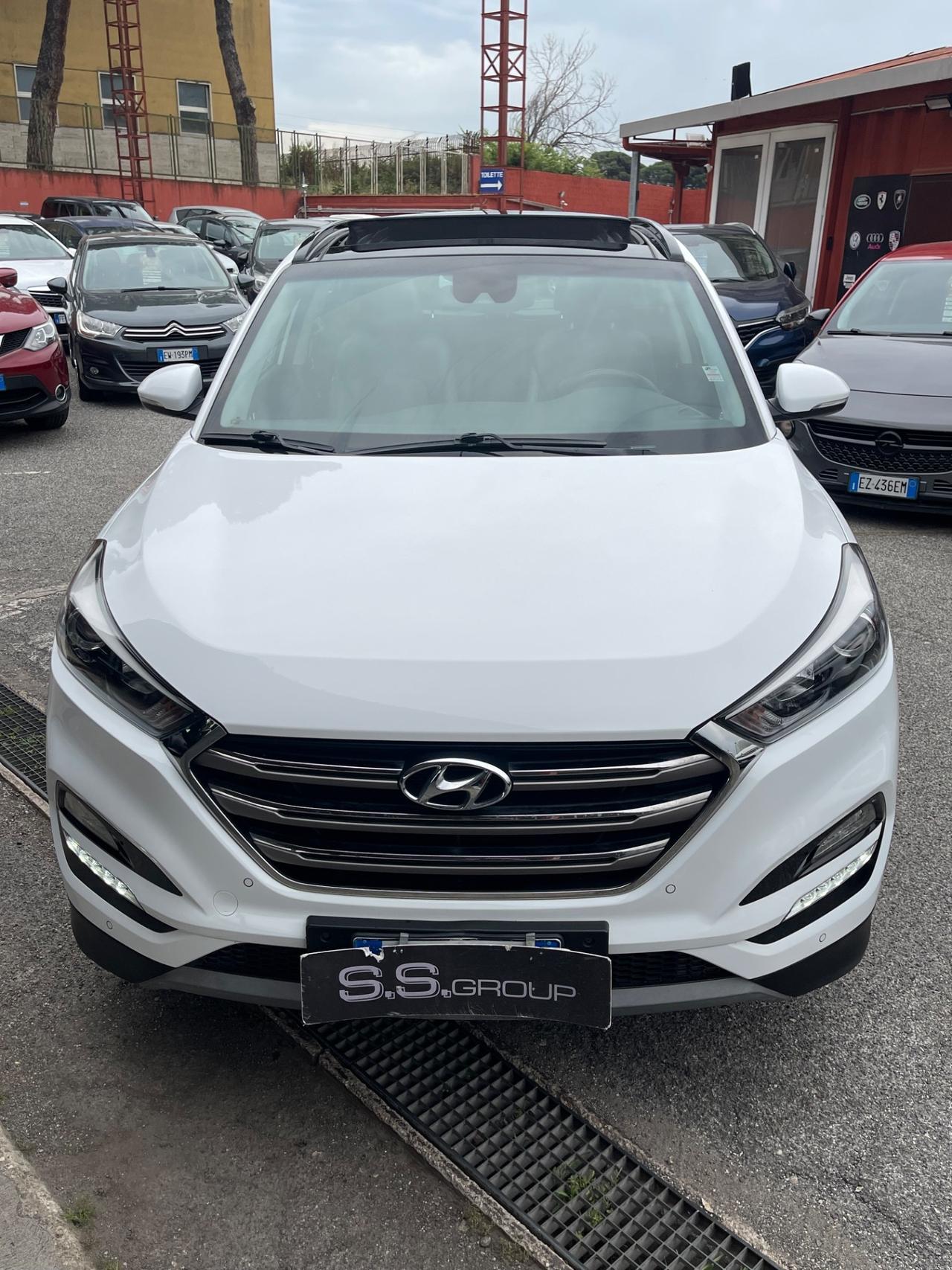 Tucson 1.7 CRDi- Sound Edition-pelle-tetto-unipro-