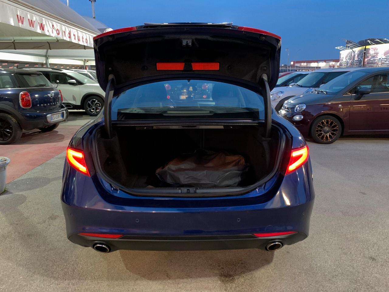 Alfa Romeo Giulia 2.2 Turbodiesel 180 CV Business Sport