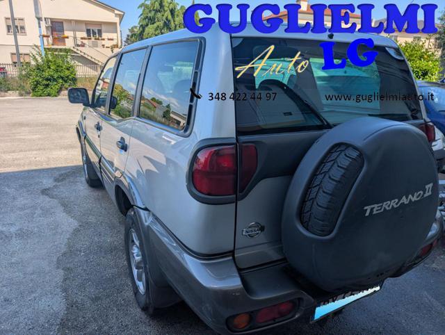 NISSAN Terrano II 2.7 Tdi 5 porte Luxury 4x4