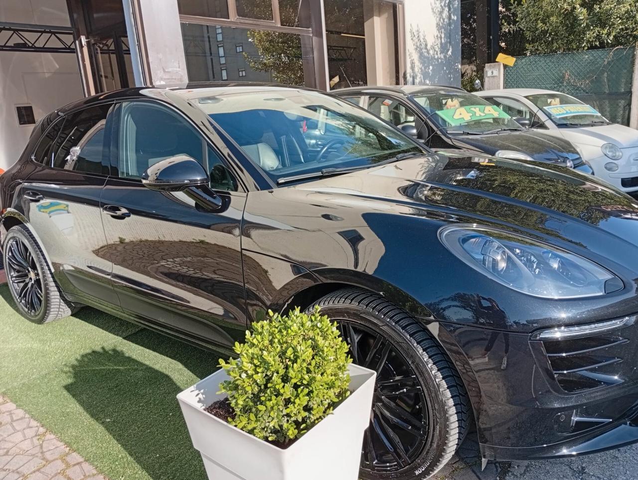 Porsche Macan S