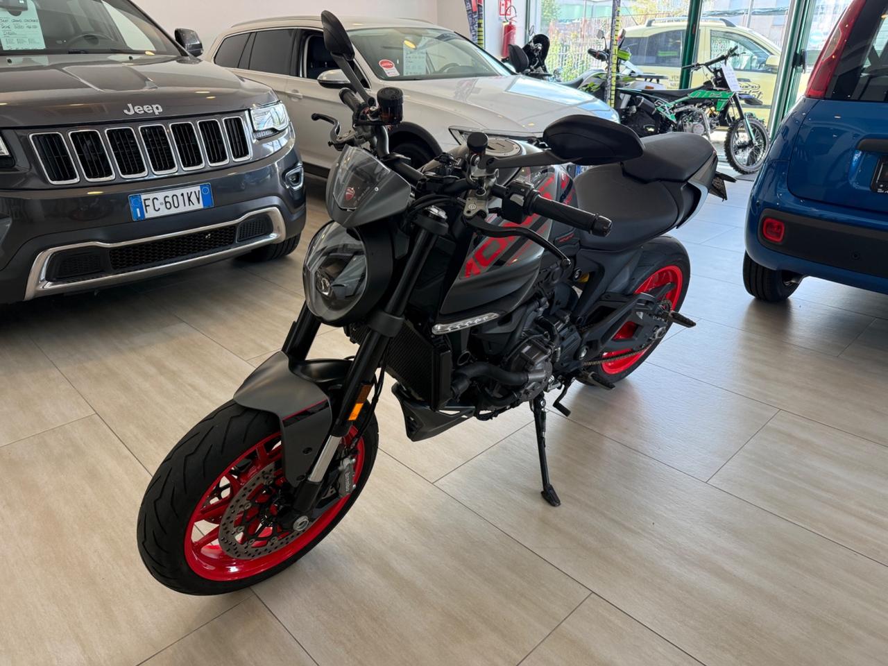 Ducati Monster 937 Plus
