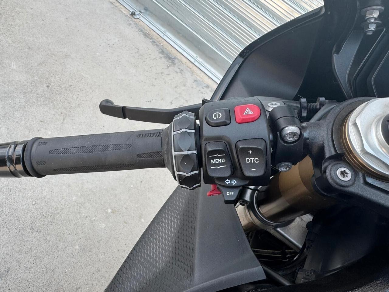 BMW S 1000 RR