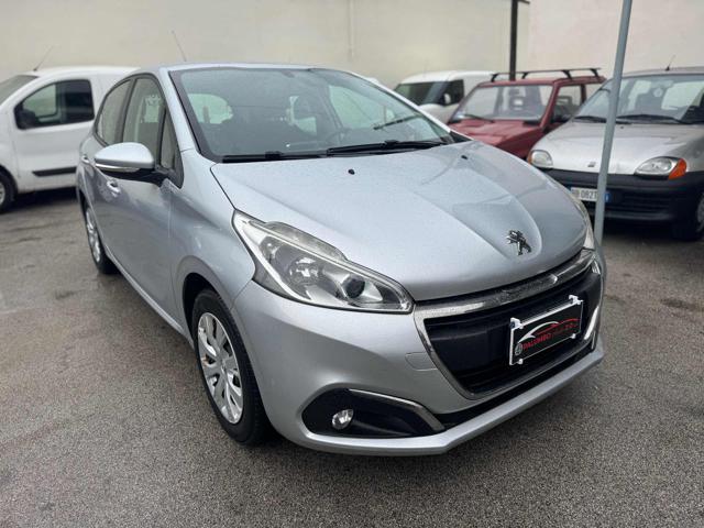 PEUGEOT 208 1.2 82cv Allure