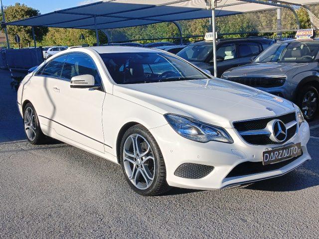 MERCEDES-BENZ E 220 d Coupé Sport Automatica