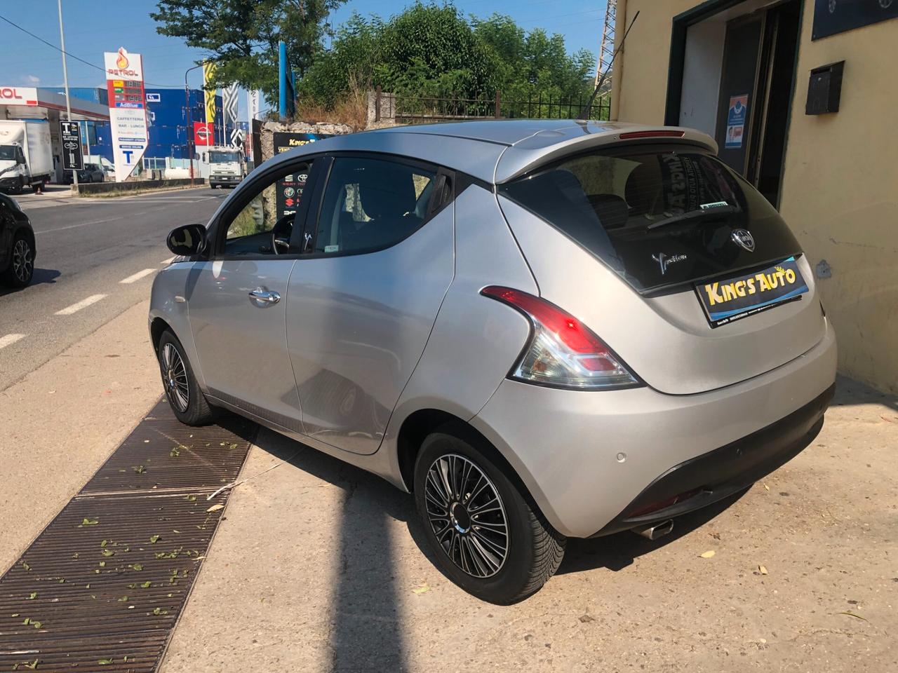 Lancia Ypsilon 1.2 69 CV 5 porte GPL