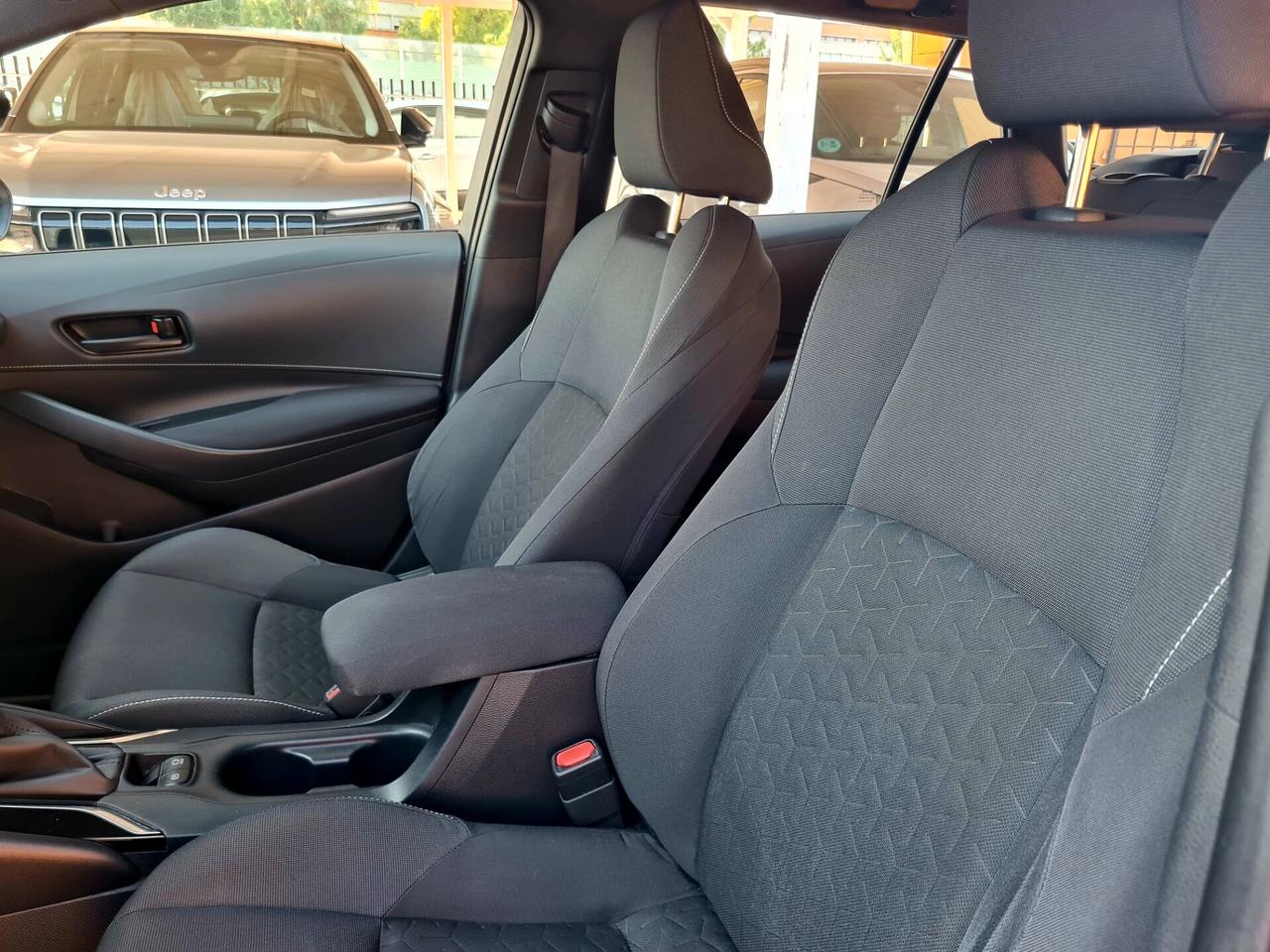 Toyota Corolla Touring Sports 1.8 Hybrid Business*TAGLIANDI*