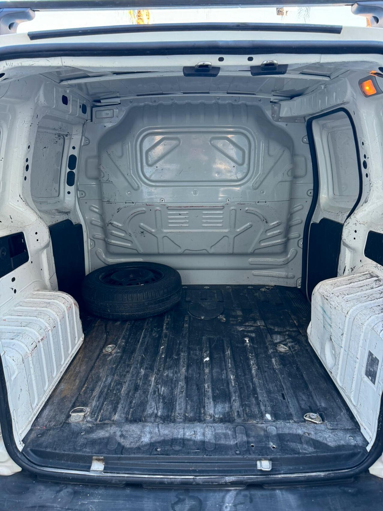 Fiat Fiorino 1.3 MJT 95CV Combi Semivetrato Adventure