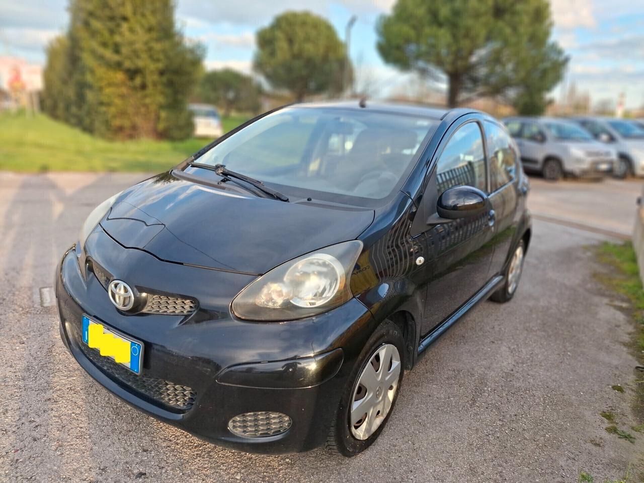 Toyota Aygo 1.0 12V VVT-i 5 porte