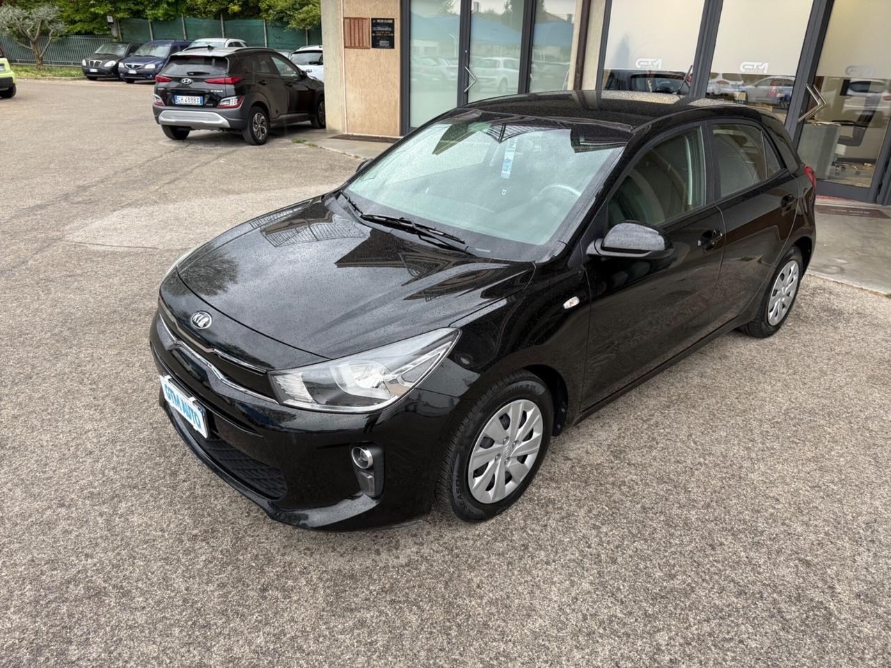 Kia Rio 1.2 Benzina 84CV - Neopatentati