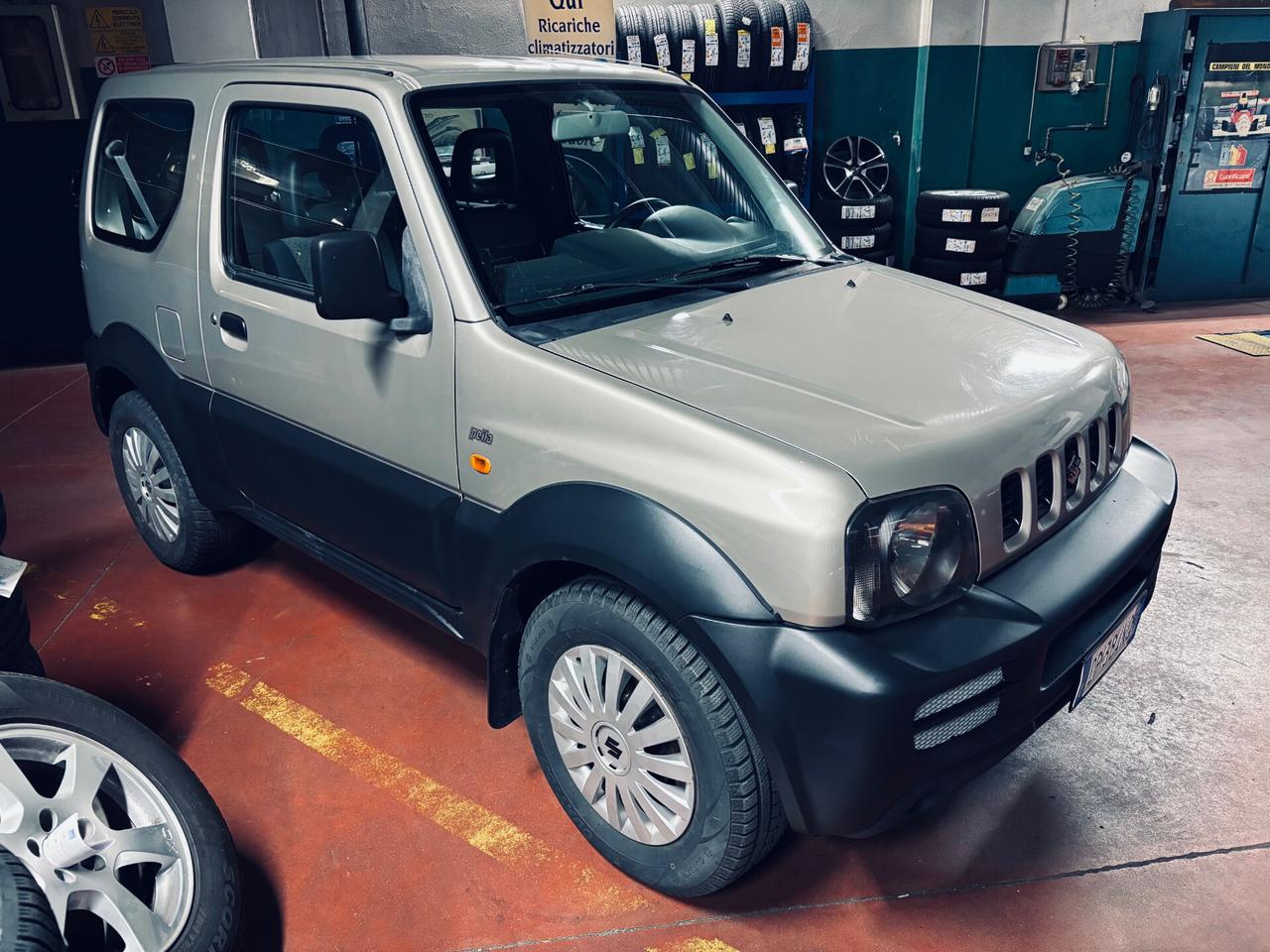 Suzuki Jimny 1.3i 16V cat 4WD JX