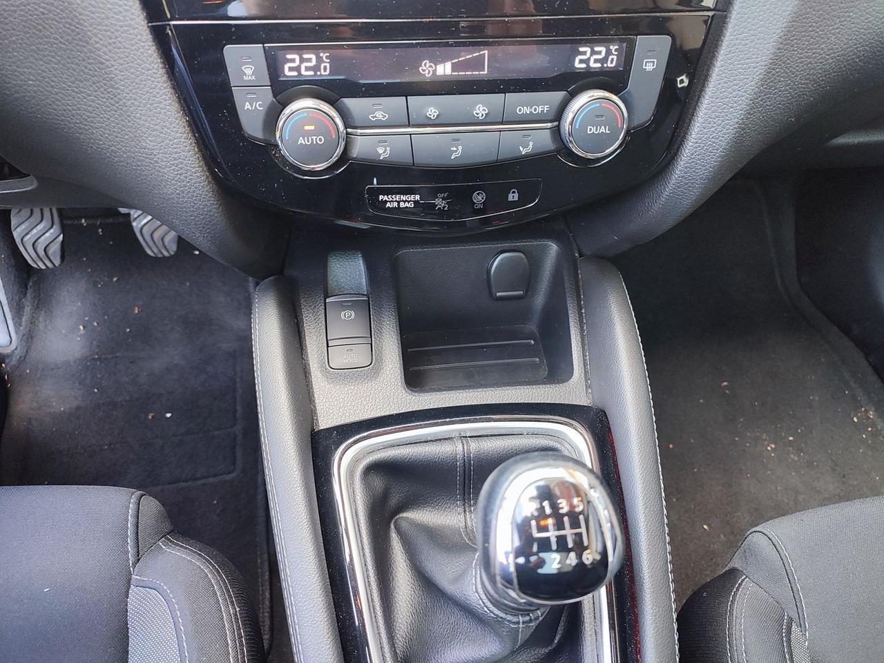 Nissan Qashqai 1.5 dCi Tekna #10786