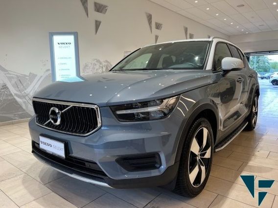 VOLVO XC40 B4 AWD Geartronic Momentum