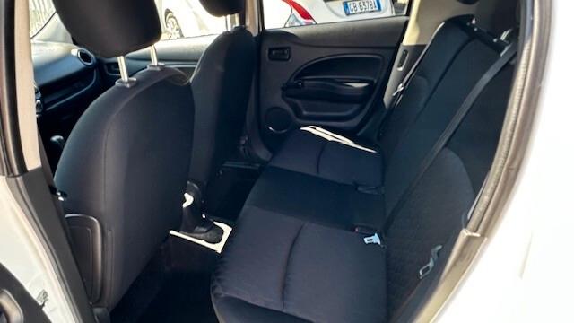 Mitsubishi Space Star 1.2 INVITE KM 67.800 - 2022