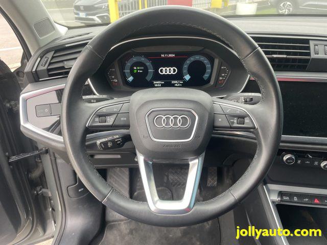 AUDI Q3 45 TFSI e S tronic Business