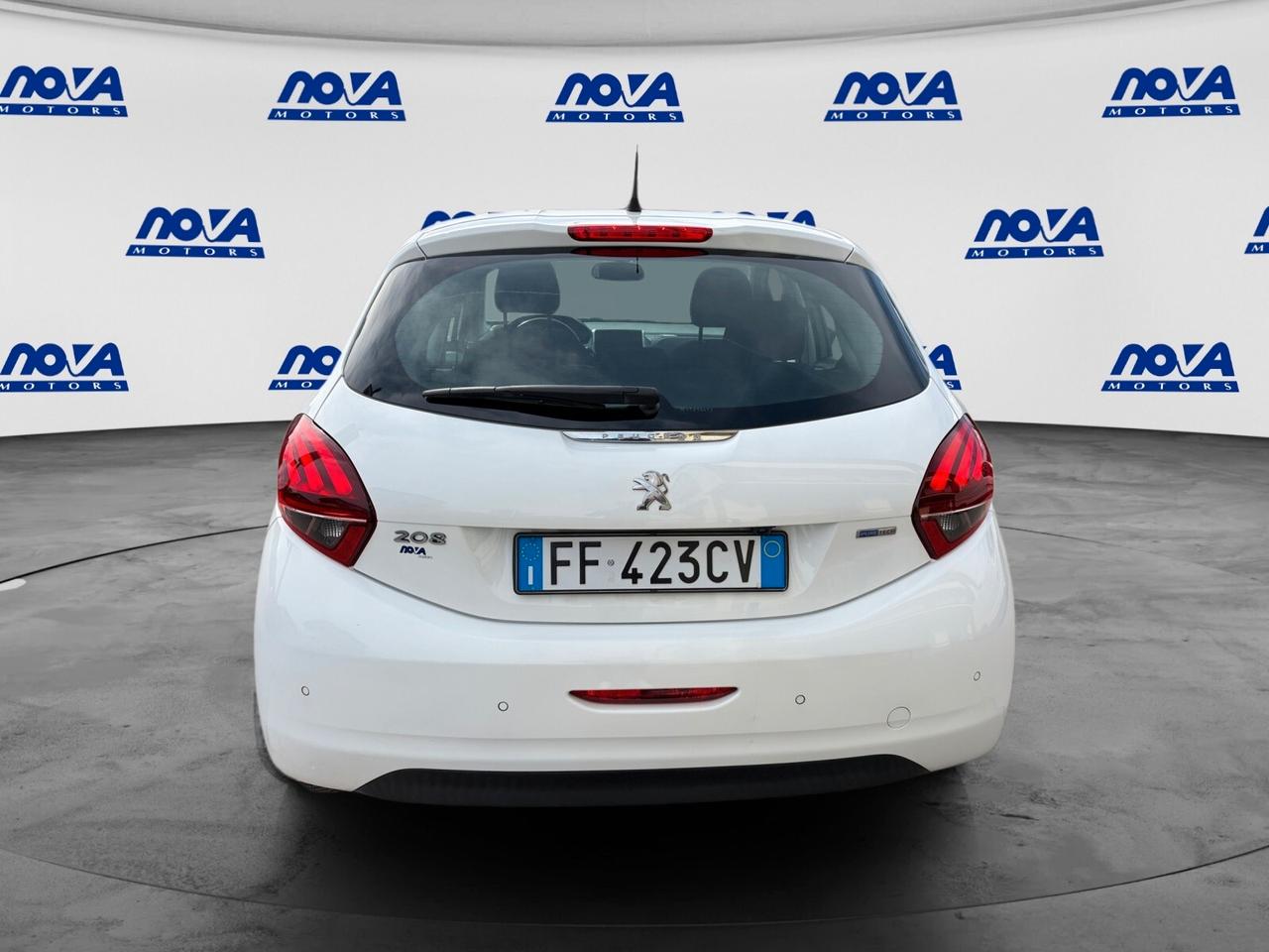 Peugeot 208 PureTech 82 5p. GPL Allure
