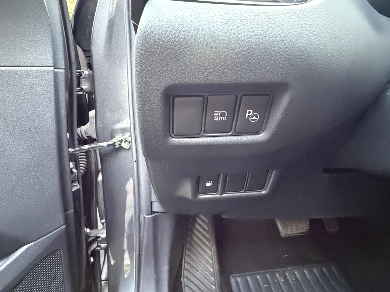 Toyota C-HR 1.8 Hybrid E-CVT Business