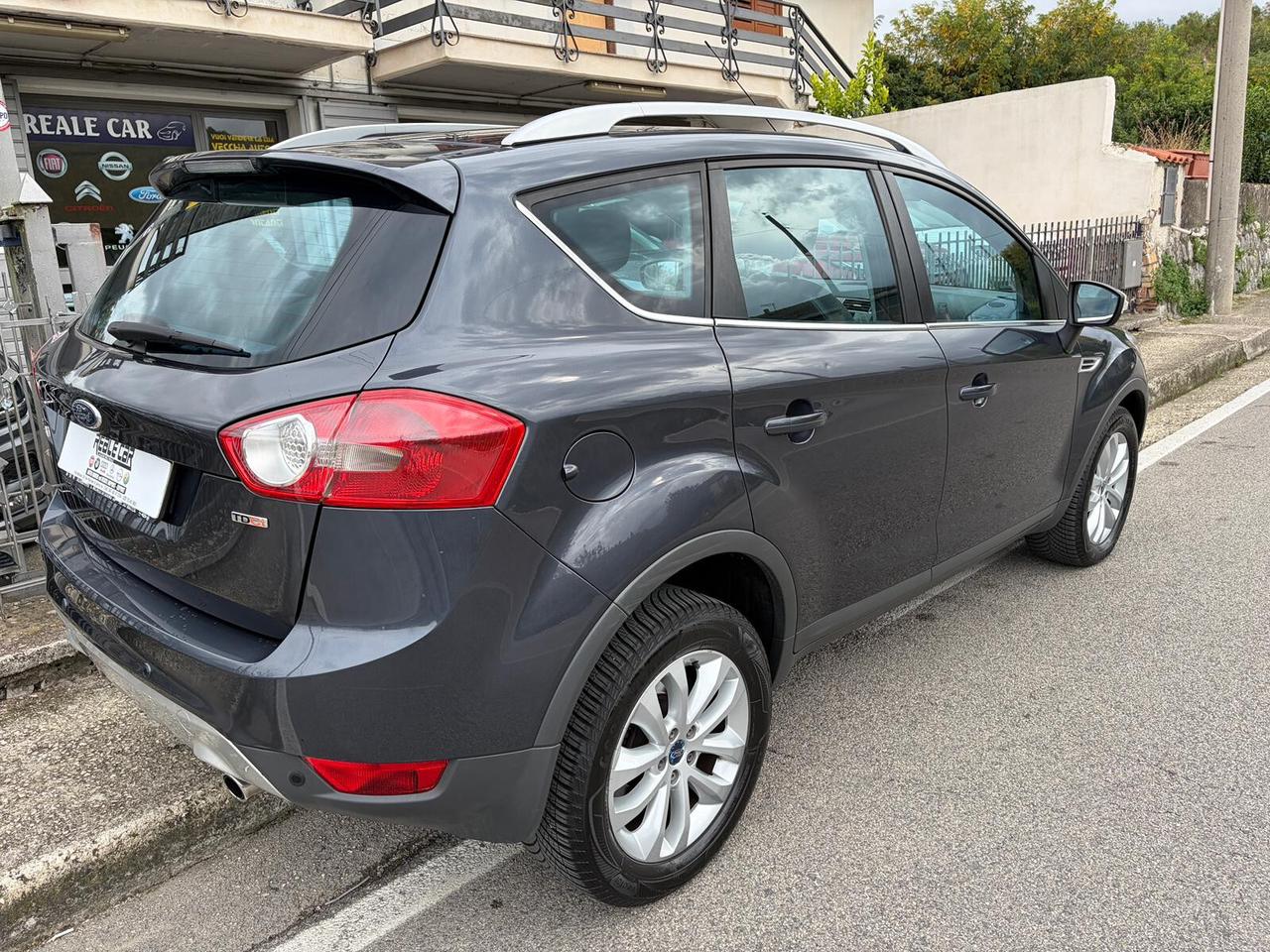Ford Kuga 2.0 TDCi 140CV 2WD Titanium