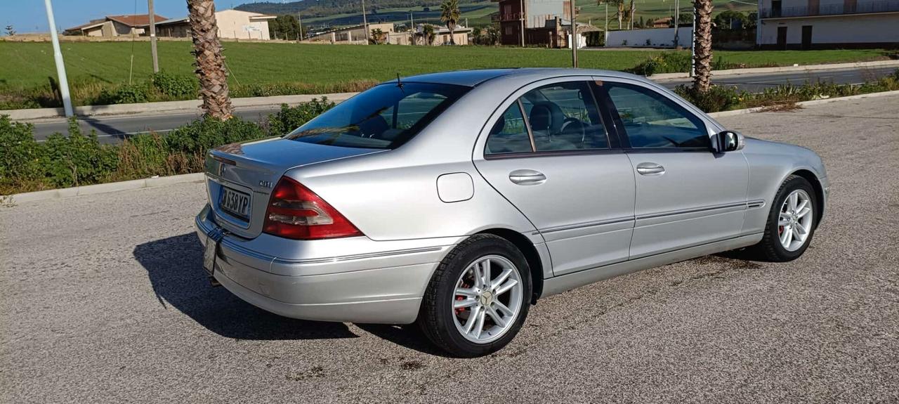 Mercedes-benz C 220 CDI cat Elegance