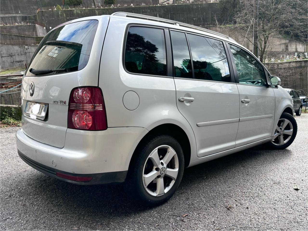 Volkswagen Touran 2.0 TDI 170CV DPF Highline