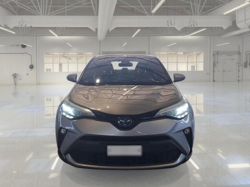 TOYOTA C-HR 1.8H 98CV E-CVT Business
