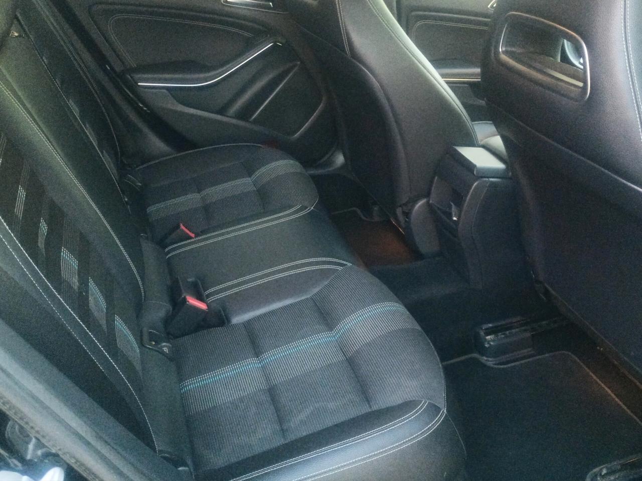 Mercedes-benz CLA 200 d Business