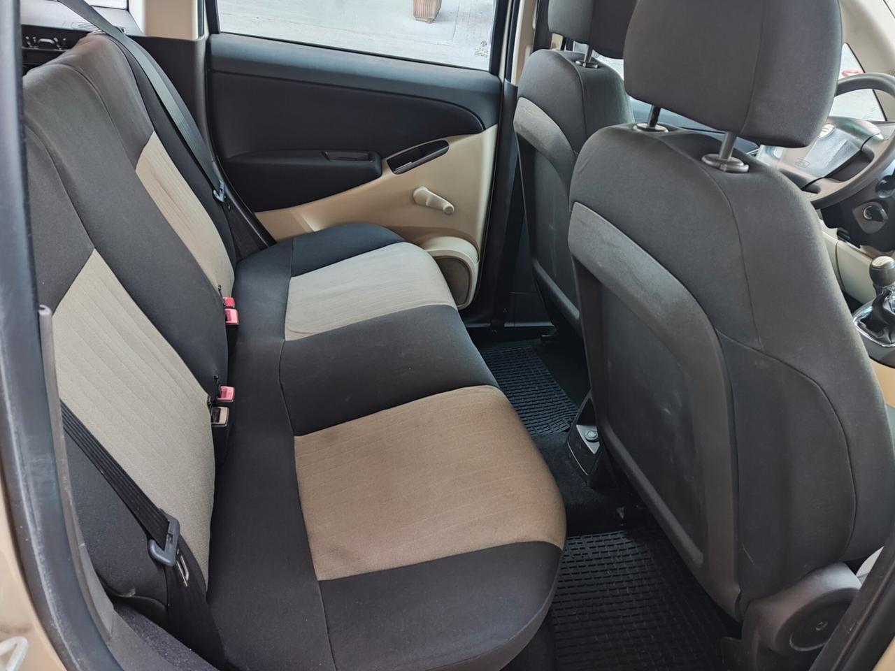 Lancia MUSA 1.3 Multijet Platino