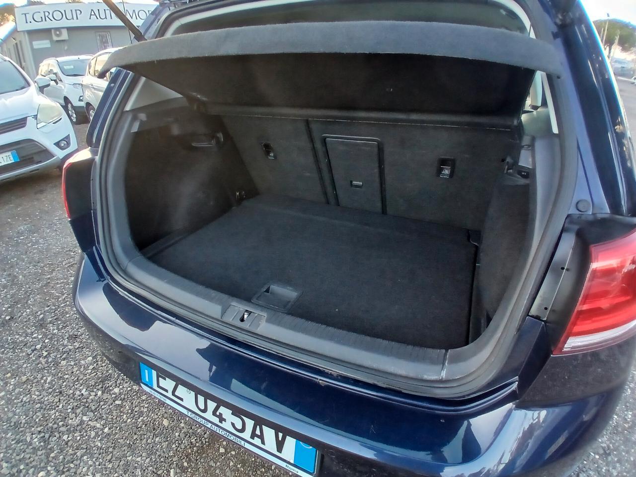 Volkswagen Golf 1.6 TDI 5p. Highline BlueMotion Technology