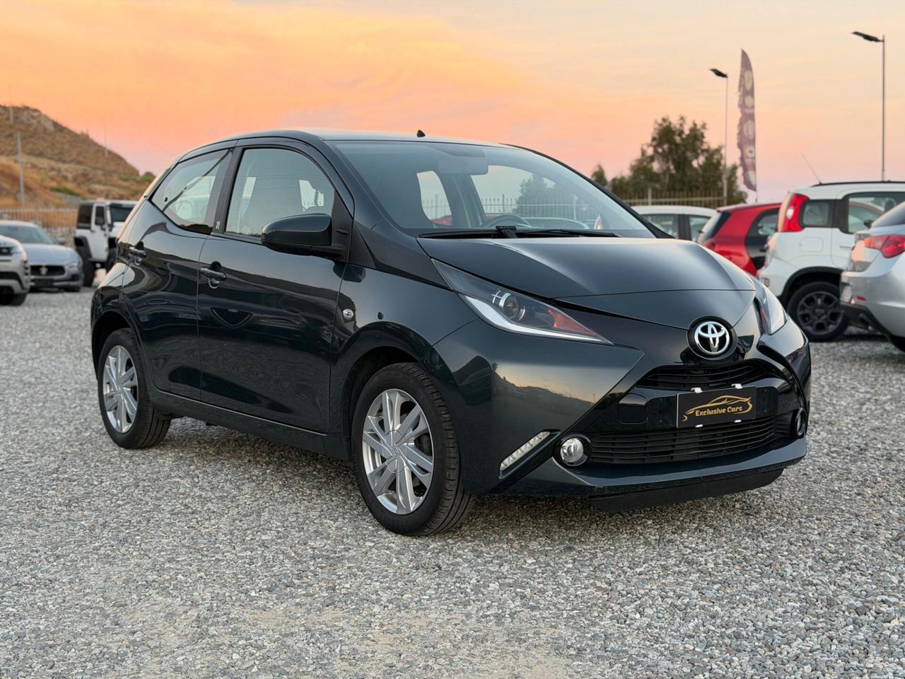 Toyota Aygo 1.0 VVT-i 72 CV 5 porte x-business