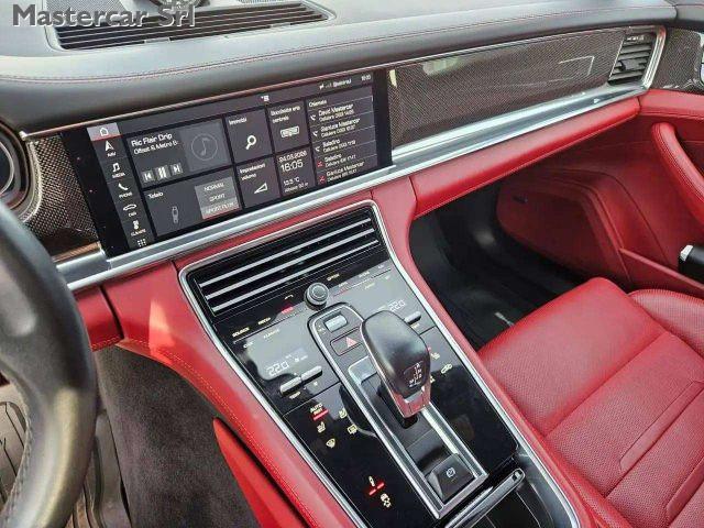 PORSCHE Panamera Panamera II 2017 Berlina 4.0 GTS auto - GB363PB