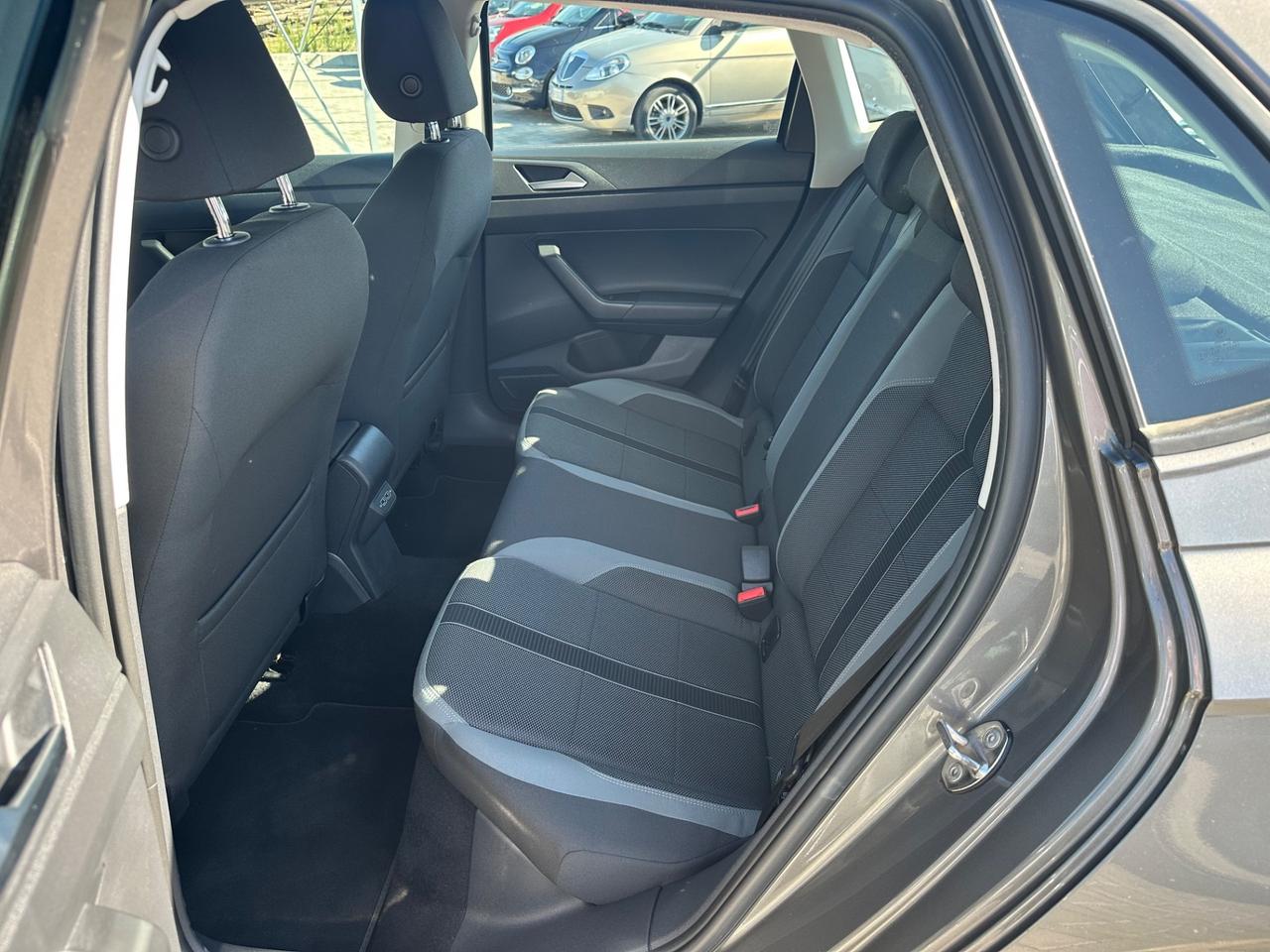 Volkswagen Polo 1.0 TSI DSG 95CV R-LINE UNICO PROP