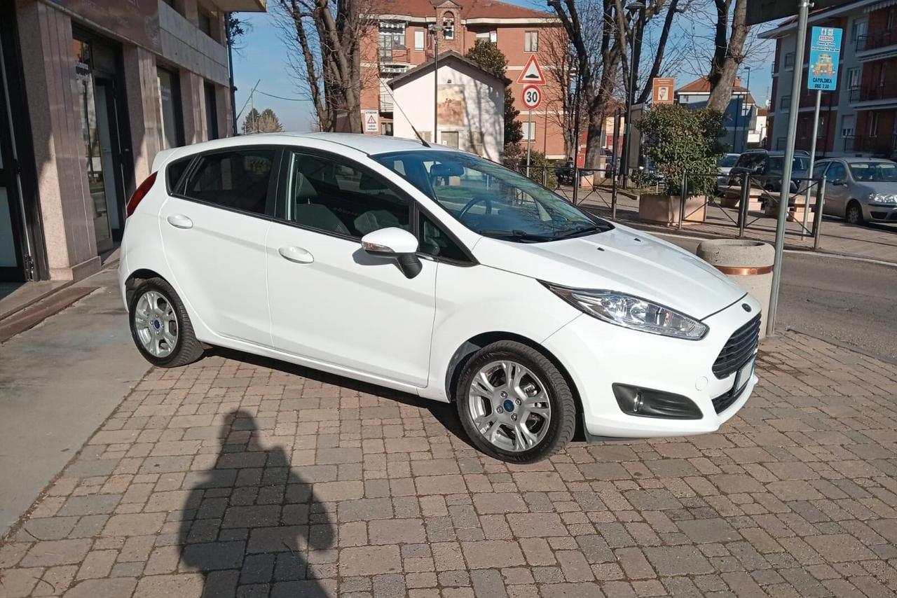 Ford Fiesta 1.5 TDCi 75CV 5 porte Titanium