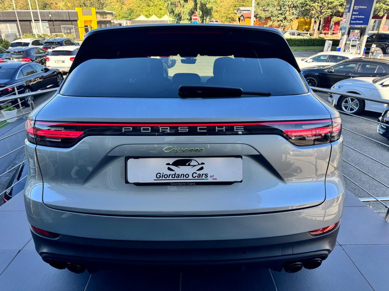 Porsche Cayenne 3.0 V6 E-Hybrid open edition uni pro italia