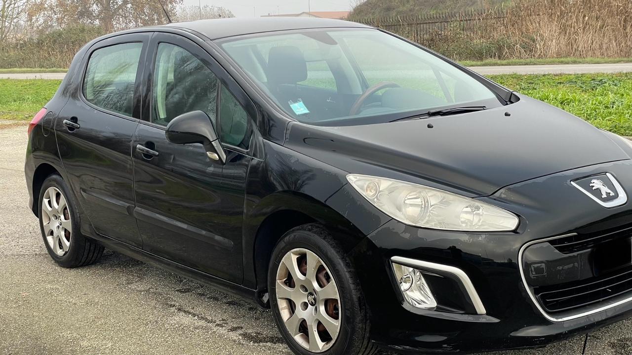 Peugeot 308 1.6 8V e-HDi 112CV Stop&Start 5p. Active