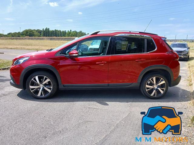PEUGEOT 2008 110 cv EAT6 S&S automatica Black Matt!