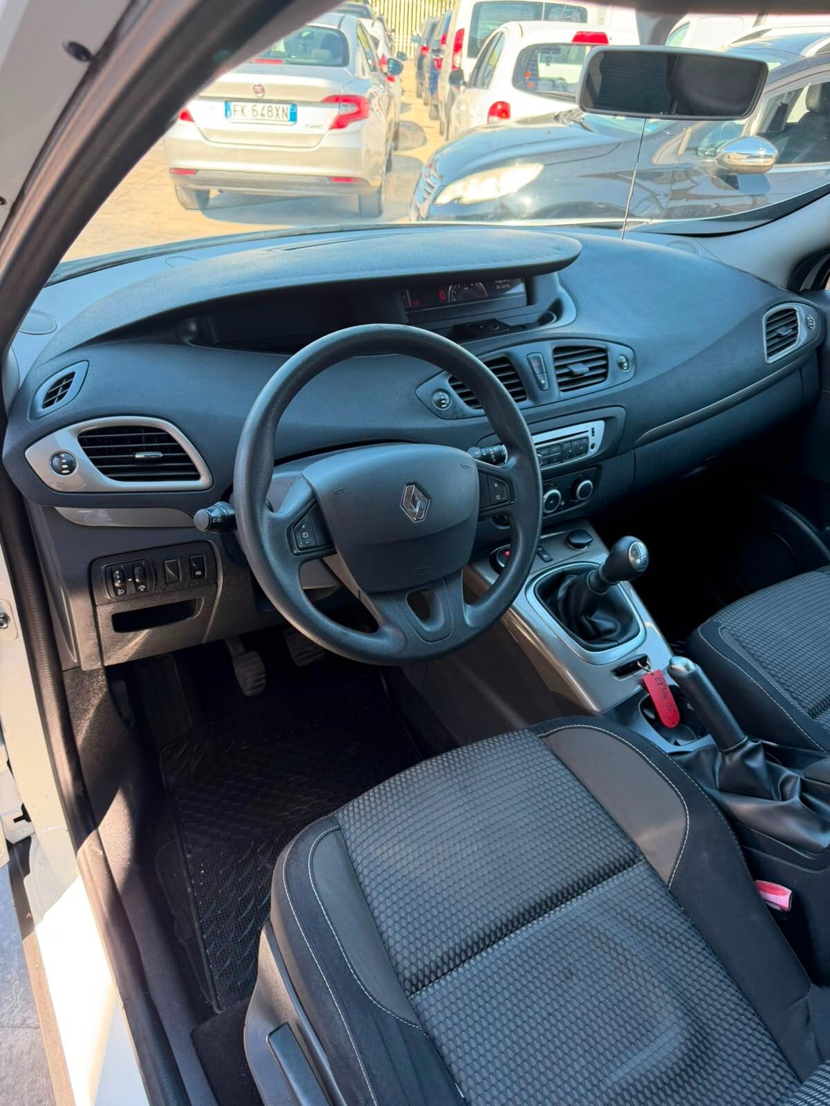 Renault Scenic Scénic XMod Cross 1.5 dCi 110CV Start&Stop Energy