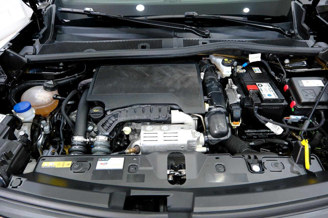 PEUGEOT 2008 1200 T 100cv ALLURE I-COCKPIT