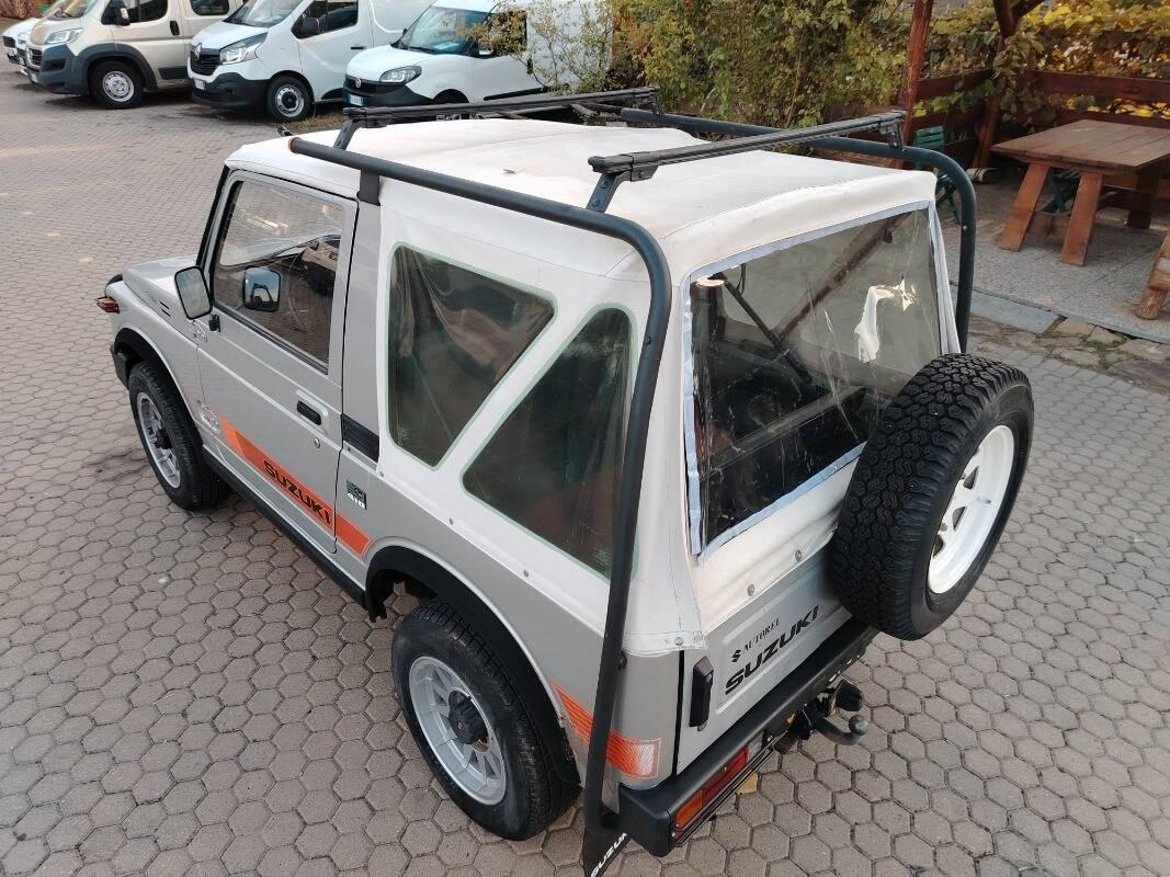 Suzuki SJ 410 SJ 410 JS