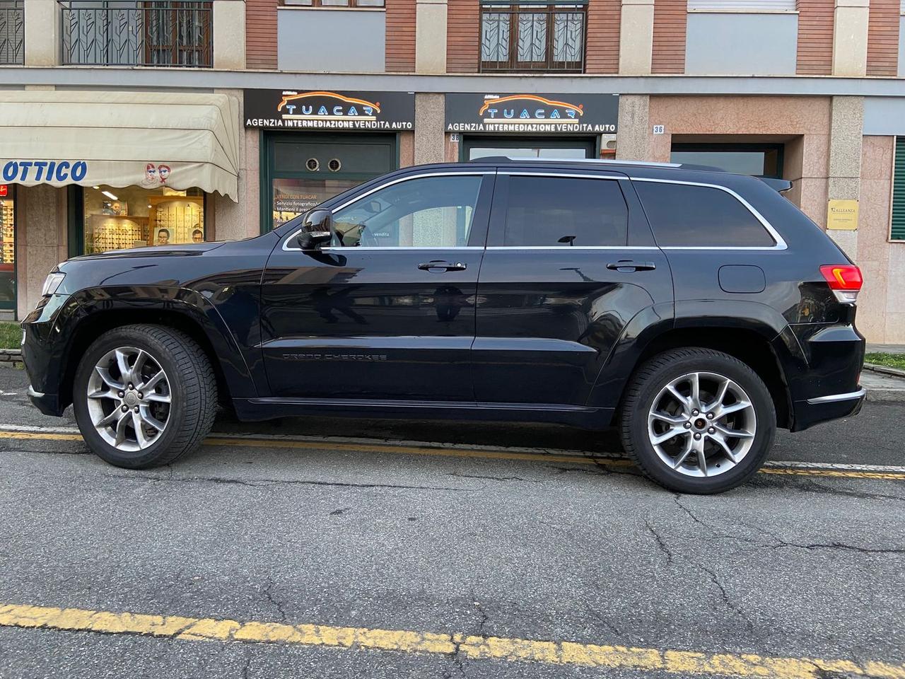 Jeep Grand Cherokee Summit Platinum Edition 3.0 V6 CRD