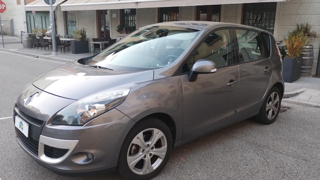 Renault Scenic Scénic X-Mod 1.6 Confort