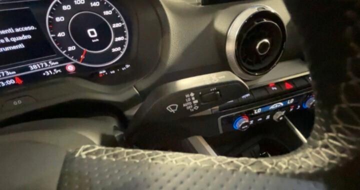 Audi Q2 SQ2 TFSI quattro S tronic sport attitude