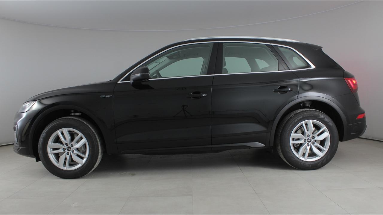 AUDI Q5 II 2020 - Q5 40 2.0 tdi mhev 12V Business quattro s-troni