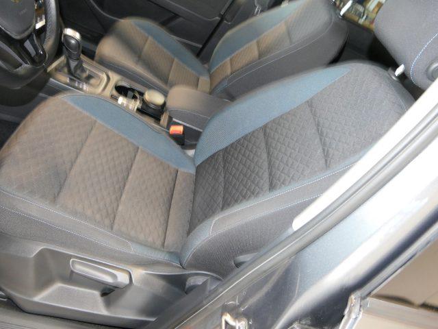 VOLKSWAGEN Touran 1.5 TSI ACT DSG Business BlueMotion Technology