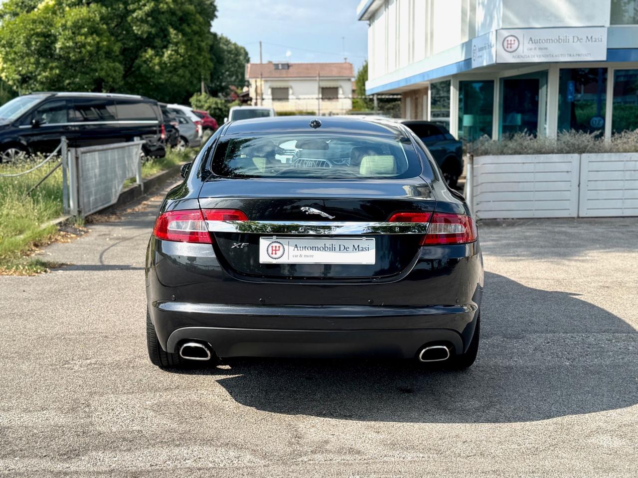 Jaguar XF 3.0 D V6 Luxury