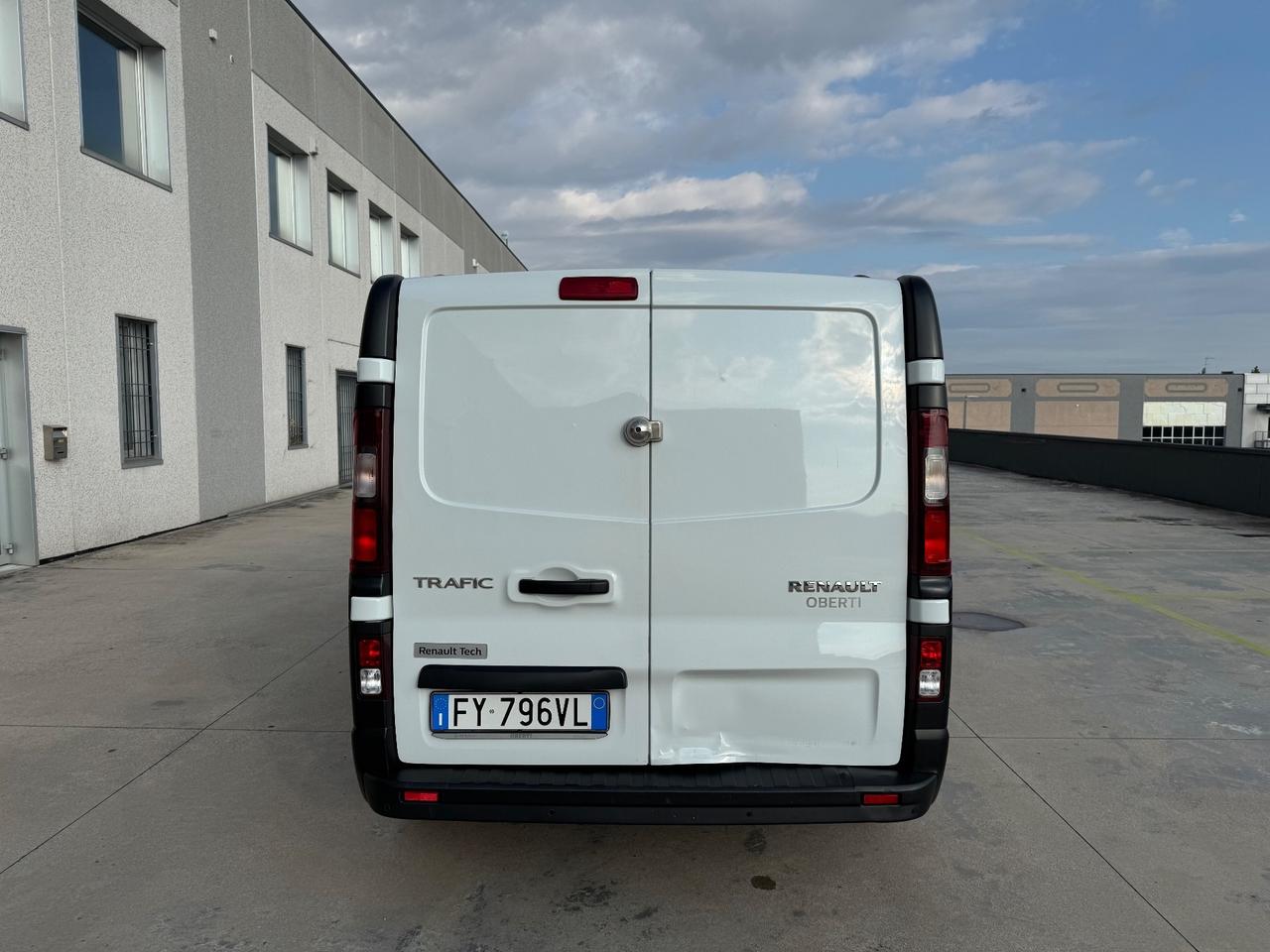 Renault Trafic 1.6 dCi. 6 Posti. Euro 6