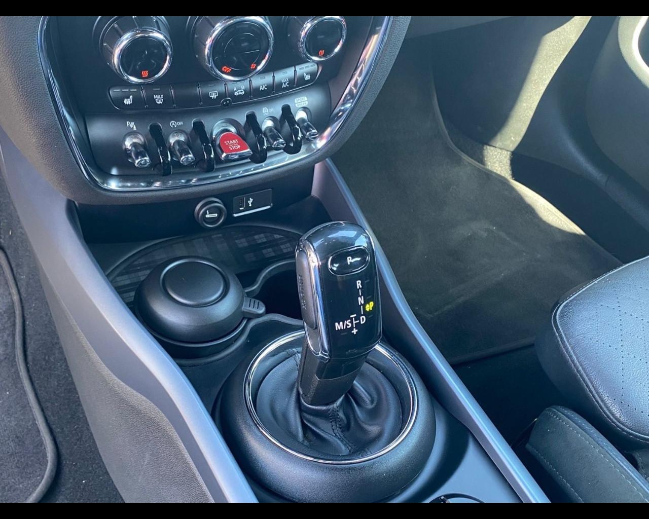MINI Mini Clubman (F54) - Mini 2.0 Cooper D Exclusive Clubman