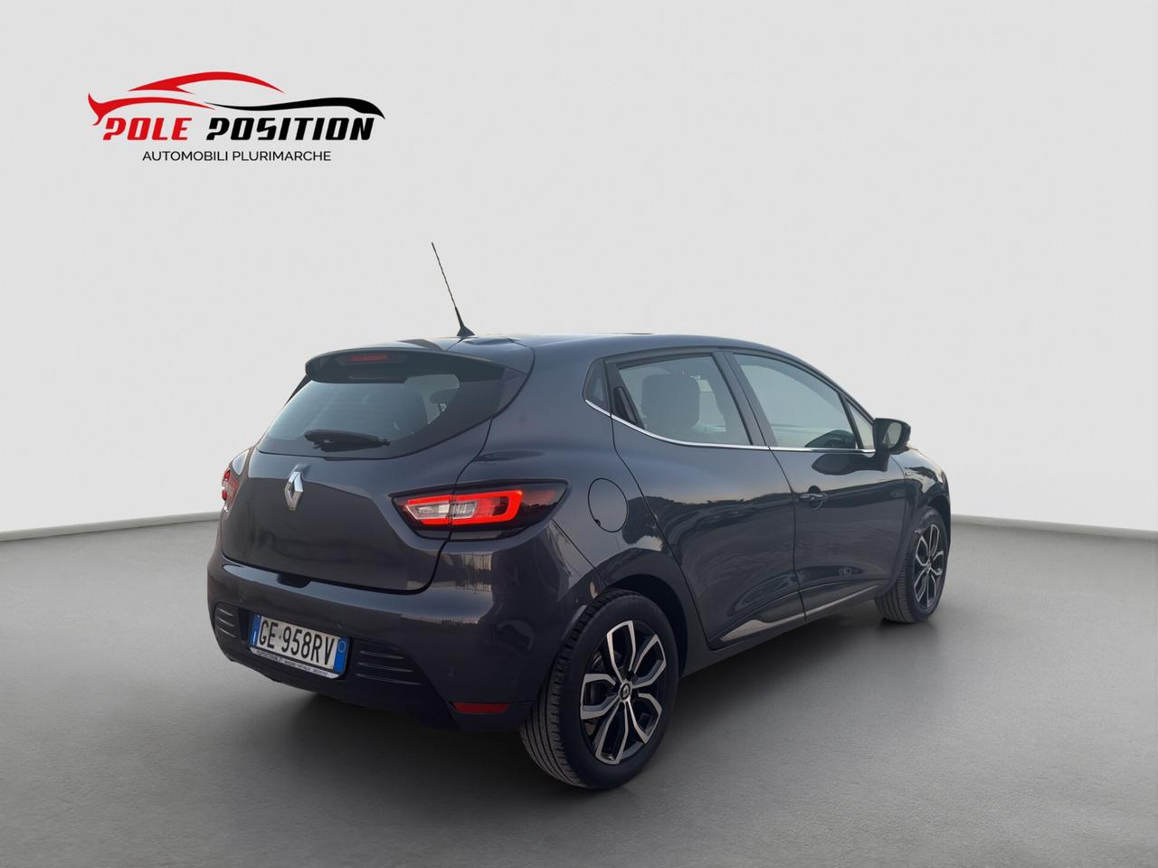Renault Clio TCe 12V 90 CV GPL 5 porte Moschino Intens