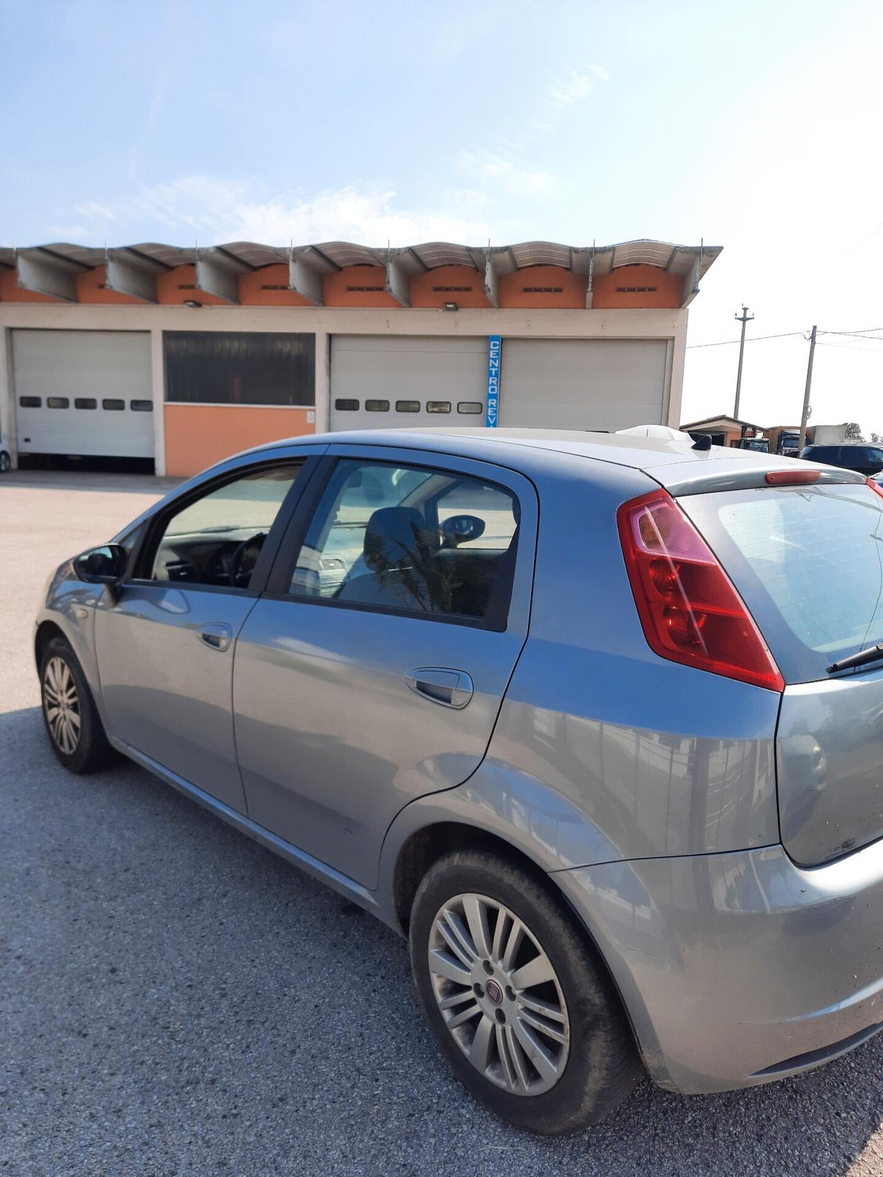 Fiat Punto Classic 1.2 5 porte Dynamic OK NEOPATENTATI