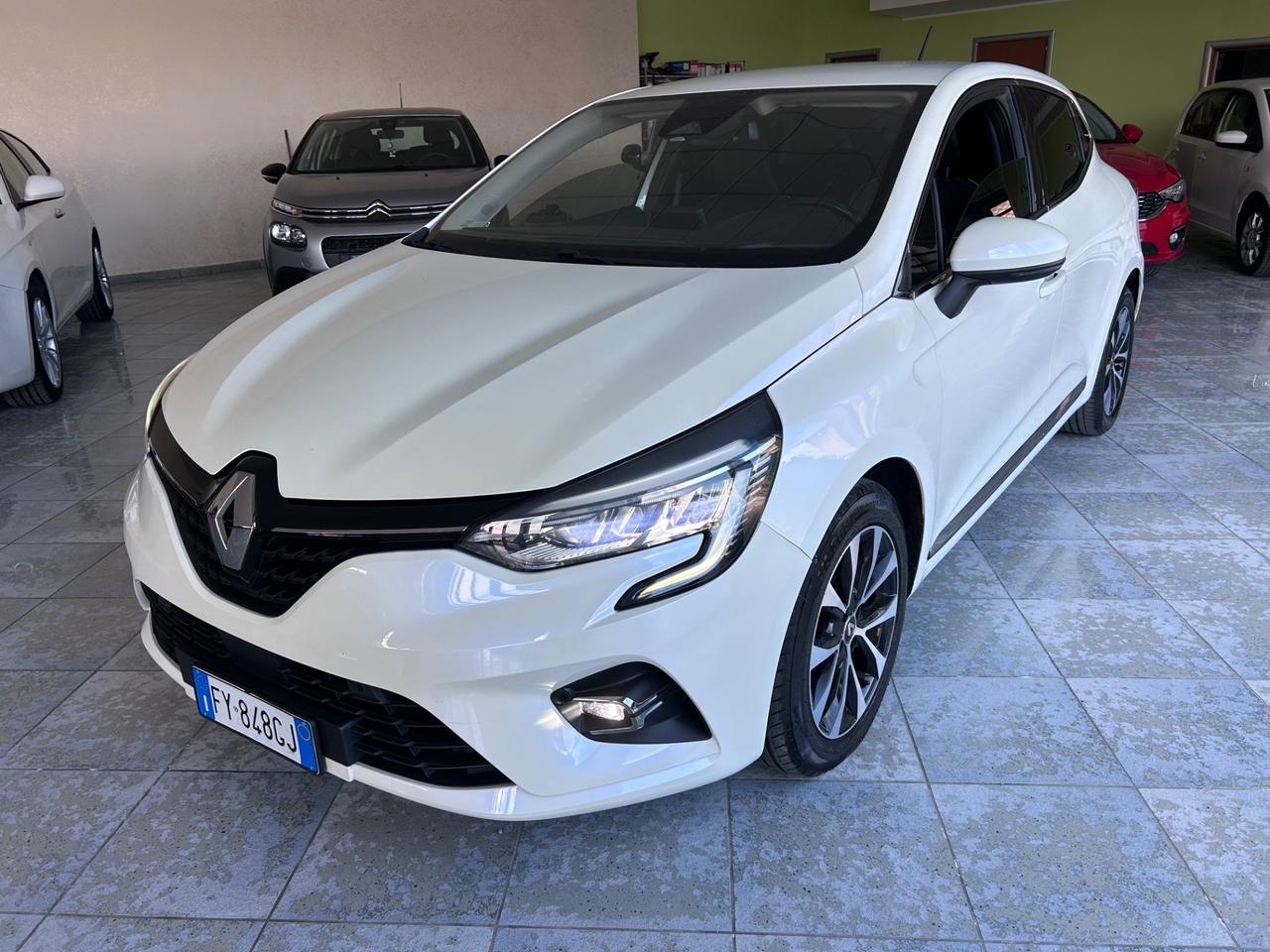 Renault Clio TCe 130 CV EDC FAP 5 porte Intens