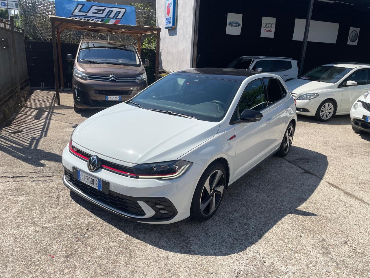 Volkswagen Polo 2.0 TSI DSG GTI