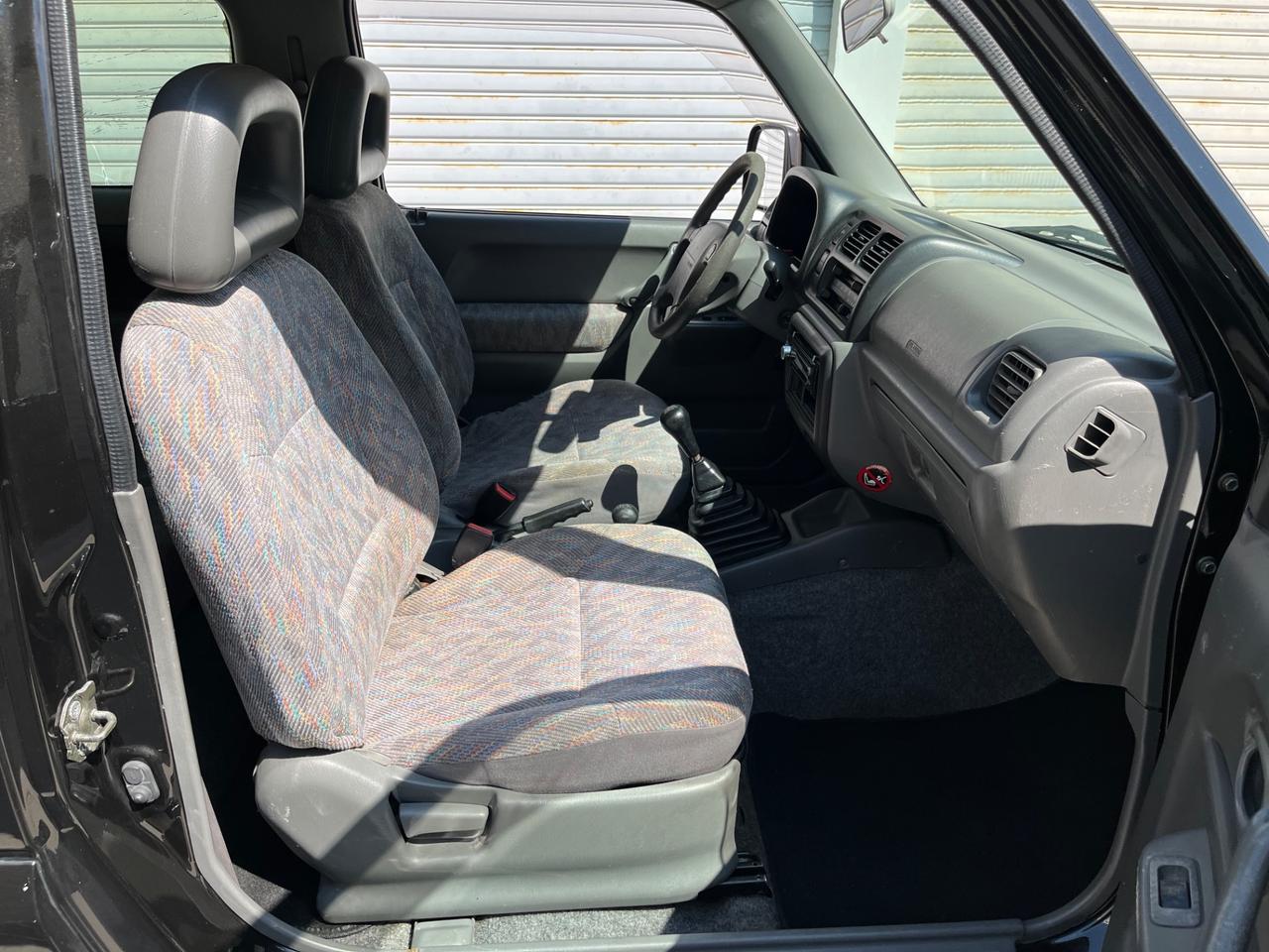 Suzuki Jimny 1.3i 16V cat 4WD JLX